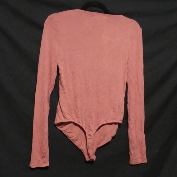 SWS ESSENTIALS | large | Long Sleeve Scoop Neck Bodysuit | NWT - Picture 2 of 16